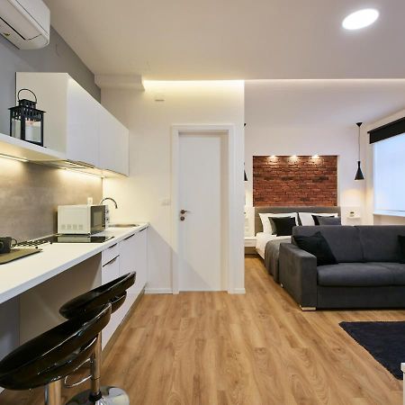 Bed Of Roses Apt 1, Luxury, Designer Decorated Zagreb Exterior foto