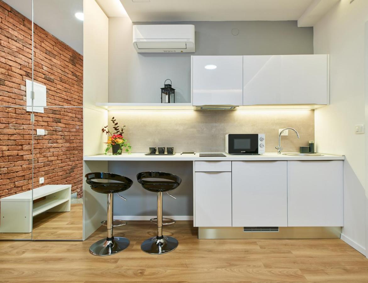 Bed Of Roses Apt 1, Luxury, Designer Decorated Zagreb Exterior foto