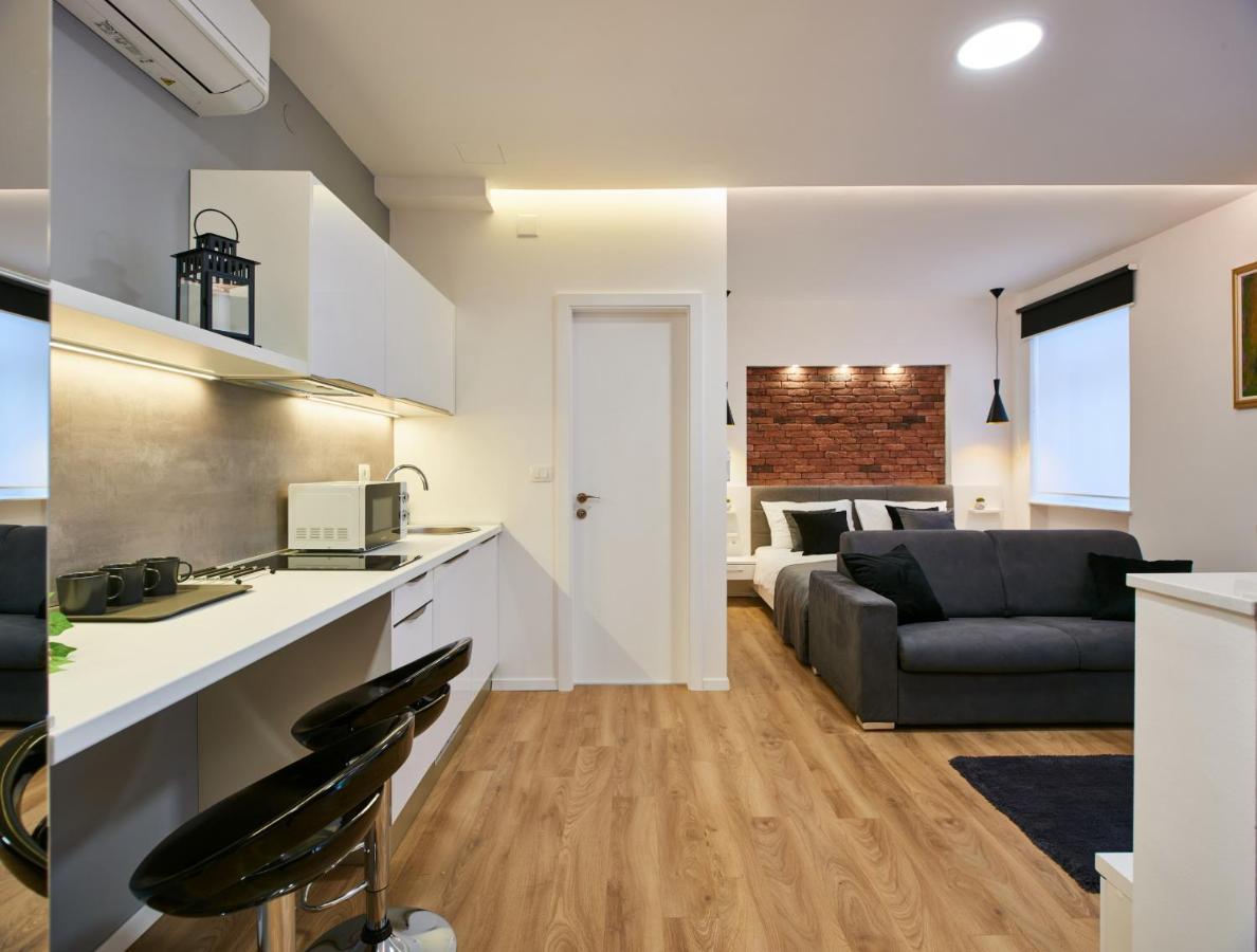 Bed Of Roses Apt 1, Luxury, Designer Decorated Zagreb Exterior foto